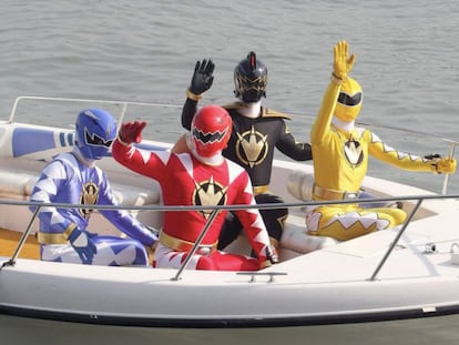 Os personagens da franquia ‘Power Rangers’ chegando a Mumbai como autênticas estrelas em 2007.