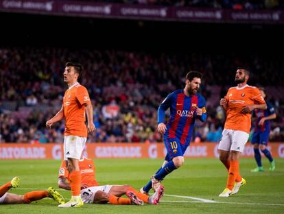 Messi celebra su segundo gol a Osasuna.