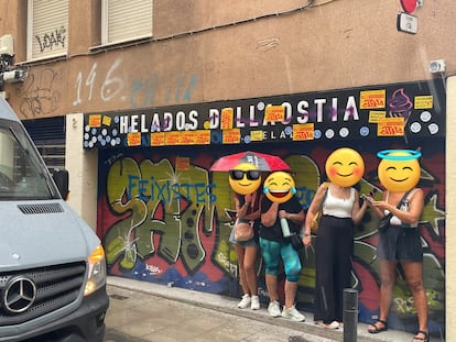 La heladería acusada de catalanofobia amanece vandalizada.