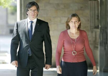 Carles Puigdemont junto a Carme Forcadell