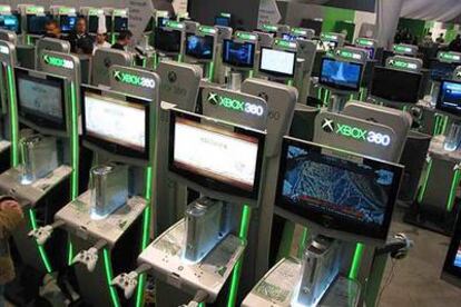 Las nuevas Xbox 360, en su presentación en Amsterdam.