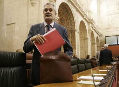 José Antonio Griñán, ayer en el Parlamento.