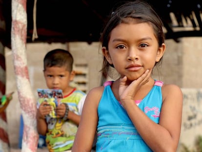 Niña en la Guajira, Colombia, donde se desarrolla un proyecto de agua. 