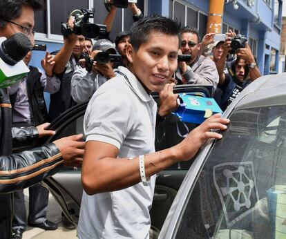 UNO DE LOS SUPERVIVIENTES RECIBE EL ALTA MÉDICA. El técnico boliviano Erwin Tumiri recibió este martes el alta médica y dejí el hospital en el que se internó tras llegar de Colombia el fin de semana, en la ciudad de Cochabamba (Bolivia).