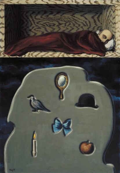 La exposición 'René Magritte. El principio del placer' estará en el museo Albertina de Viena hasta febrero de 2012. En esta imagen, 'The Reckless Sleeper', 1928.