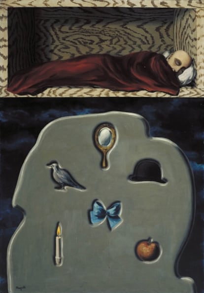 La exposición 'René Magritte. El principio del placer' estará en el museo Albertina de Viena hasta febrero de 2012. En esta imagen, 'The Reckless Sleeper', 1928.