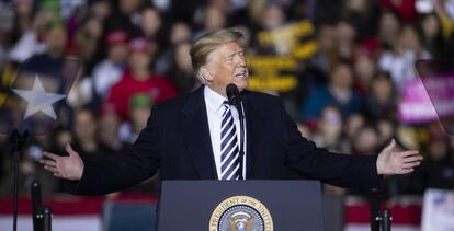 El presidente de Estados Unidos, Donald Trump, durante un acto de campaña este jueves en Misuri (EE. UU.