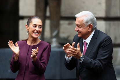 La presidenta electa de México, Claudia Sheinbaum, y el presidente Andrés Manuel López Obrador, en Ciudad de México el pasado 25 de septiembre.