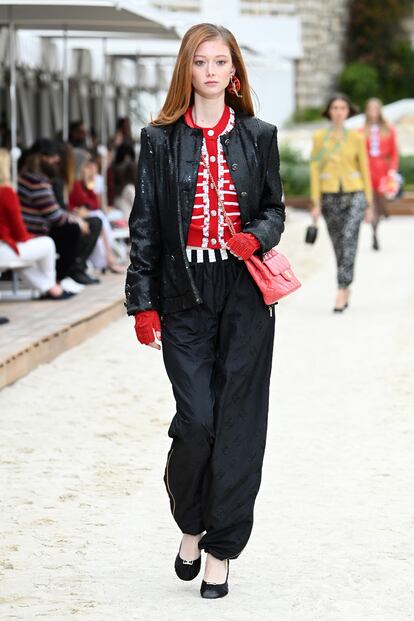 Chanel Cruise 2023 Collection  : Runway In Monte-Carlo