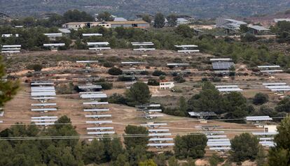 Parque fotovoltaico solar en el municipio de Flix (Tarragona)