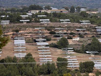 Parque fotovoltaico solar en el municipio de Flix (Tarragona)