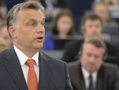 Orbán en una sesión del Parlamento Europeo este martes