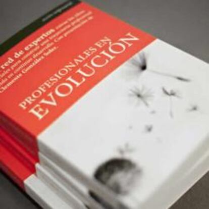 Portada del libro 'Profesionales en evolución'