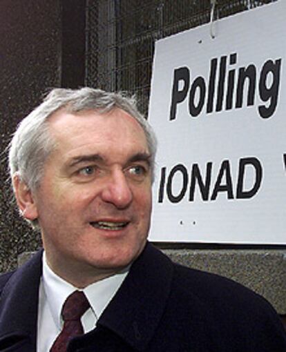 El primer ministro irlandés Bertie Ahern en una foto de archivo.