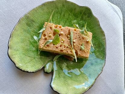 Pande gambas con chili crab. J.C. CAPEL