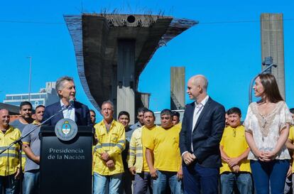 O presidente Mauricio Macri anuncia obras na cidade de Buenos Aires com o prefeito Horacio Rodríguez Larreta e a governadora María Eugenia Vidal.