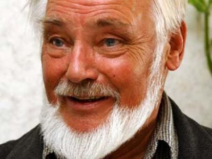 Helmut Simon.