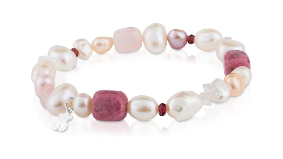 Pulsera con perlas de Tous.