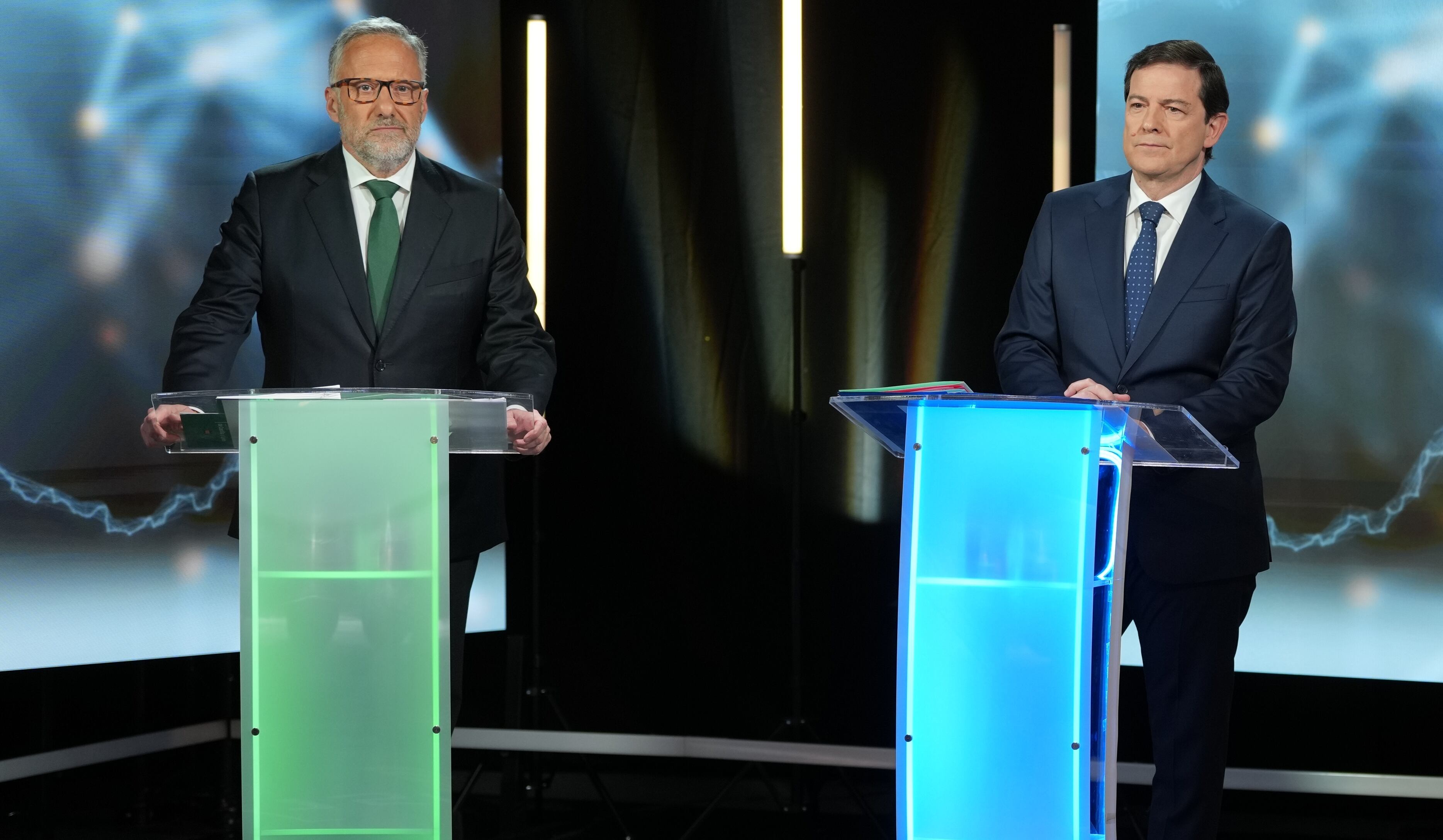 El PP y Vox alcanzan un acuerdo en Castilla y León para investir a Mañueco que incluye la “prioridad nacional”