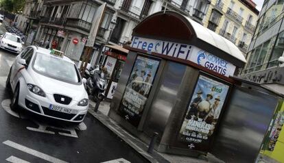 Anuncio de Gowex en un quiosco en Madrid.
