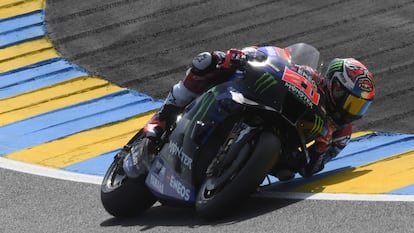 Fabio Quartararo, de Yamaha, durante los entrenamientos libres del GP de Francia en Le Mans.