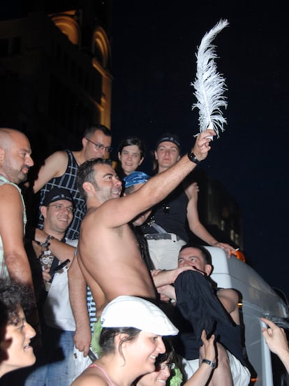 En junio de 2007, el presentador Jorge Javier Vázquez disfrutaba de las fiestas del Orgullo LGTB+ en Madrid.
