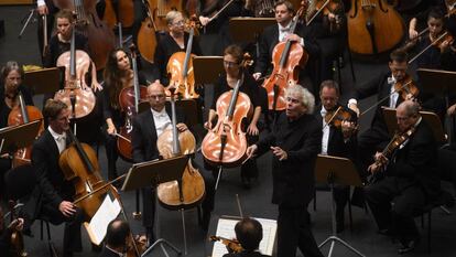 Simon Rattle dirige a la London Symphony Orchestra en Santander.
 
 