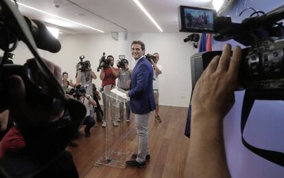 El presidente de Ciudadanos, Albert Rivera, en su comparecencia ayer en el Congreso.