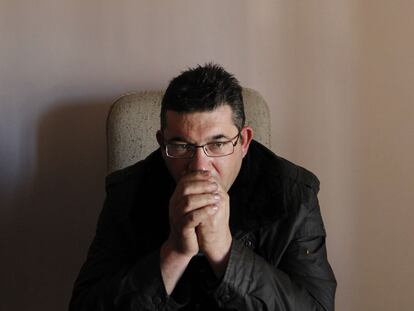 José María Saiz, ayer en la alcaldía de Villar de Cañas.