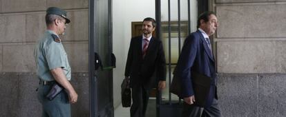 El exdirector de Mercasevilla Fernando Mellet, saliendo de los juzgados sevillanos. 