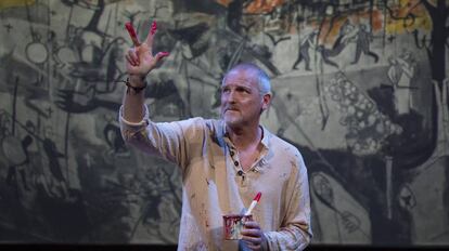 Antonio Álamo en una escena de 'El pintor de batallas'.