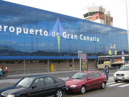 Fachada del aeropuerto de Gran Canaria, propiedad de Aena.