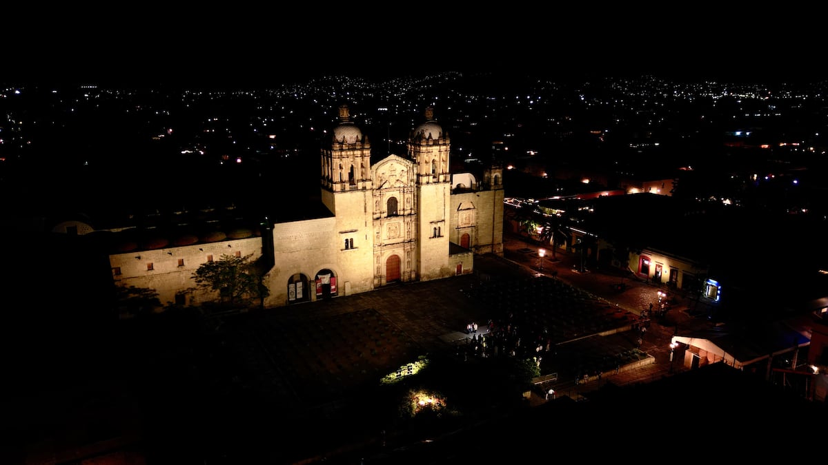 Oaxaca Ilumina su Patrimonio: Un Espectáculo de Luz y Tecnología en el Templo de Santo Domingo