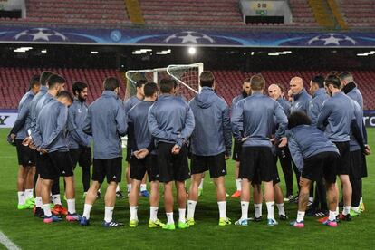 Los jugadores del Madrid, durante el último entrenamiento en San Paolo.