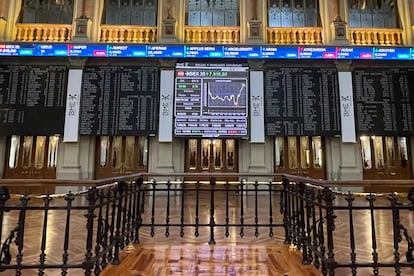 Interior del Palacio de la Bolsa de Madrid, este jueves.