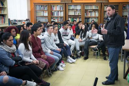 El vicepresident Oriol Junqueras, a l'IES Milà i Fontanals.