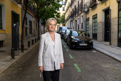 Marta Vall-llossera Ferran posa en una calle de Madrid.