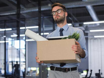 Subrogar a un trabajador y luego despedirle, ¿es posible?