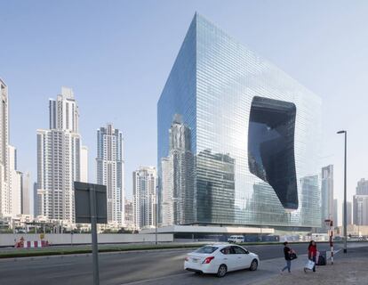 Hotel diseñado por Zaha Hadid en Dubái para la cadena Meliá.