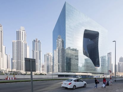 Hotel diseñado por Zaha Hadid en Dubái para la cadena Meliá.