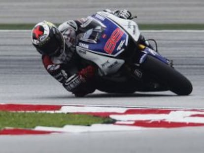 Lorenzo rueda en Sepang