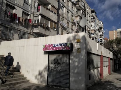 Una cantonada al barri de Ciutat Meridiana, al districte de Nou Barris.