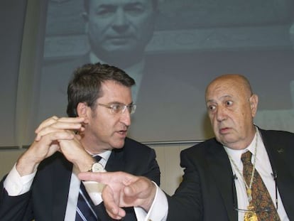 Feij&oacute;o y Ferr&iacute;n, durante el acto central organizado por la Academia en Vigo para homenajear a Valent&iacute;n Paz Andrade.