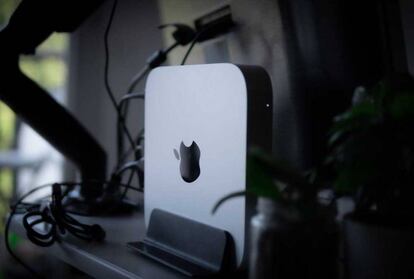 Lateral Mac mini