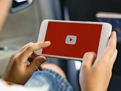 Así puedes quitar el nuevo Modo Ambiente que se ha añadido a YouTube