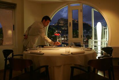 Comedor de Els Vents, en el puerto de Alicante