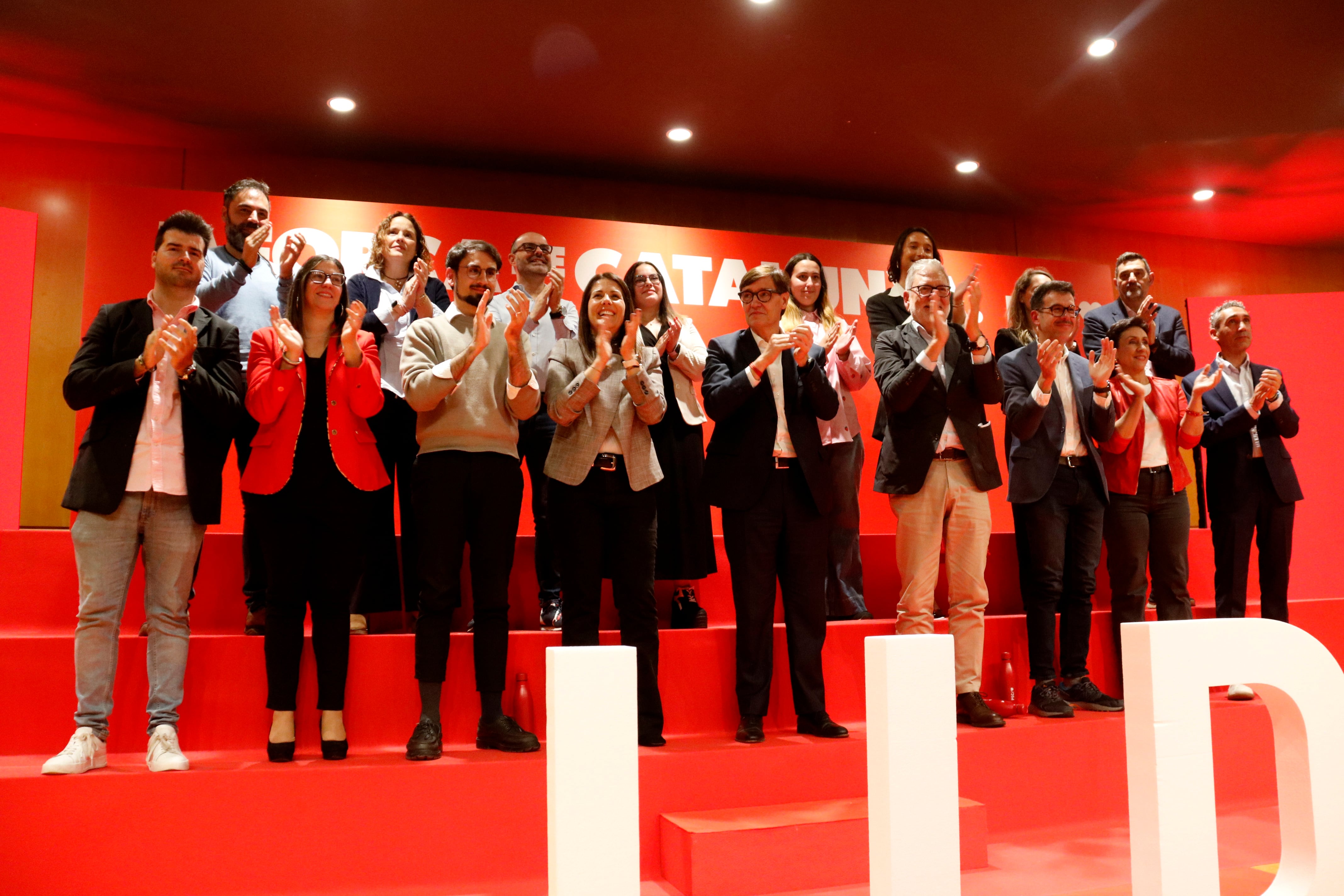 Comuns acuerda con el PSC retirar sus candidaturas al Senado en Girona, Lleida y Tarragona