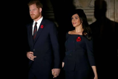 Meghan Markle y el príncipe Enrique durante los actos conmemorativos del centenario del fin de la I Guerra Mundial el pasado domingo, en Londres-