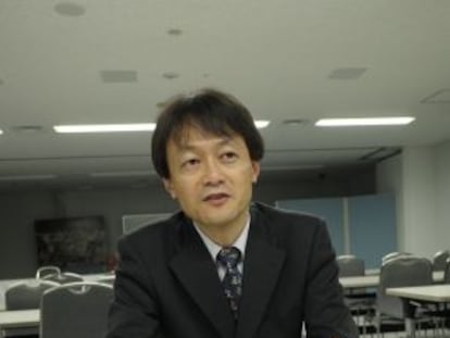 Teruaki Kobayashi.