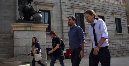 Iglesias y Garzón, este lunes tras un desayuno informativo en Madrid.